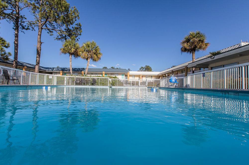 Quality Inn & Suites Conference Center Thomasville Exterior photo